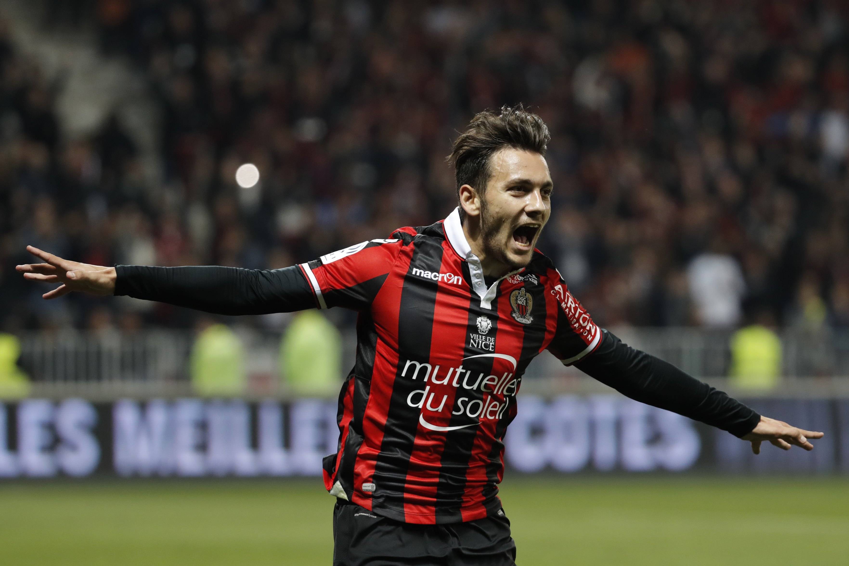 多德蒙特逼平巴黎FC,主场表现稳定,士气大振 多德蒙特逼平巴黎FC,主场表现稳定,士气大振