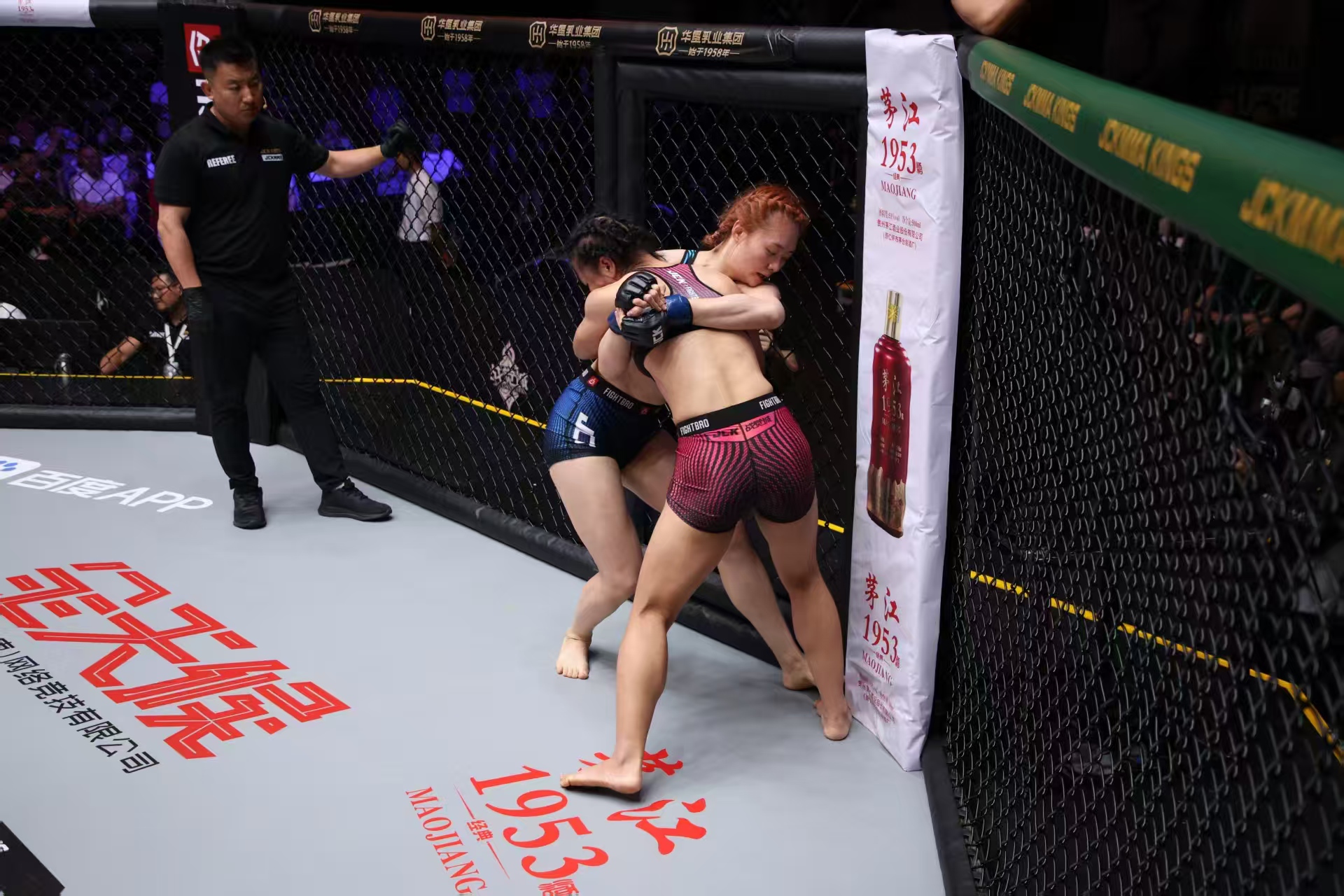 尤文险胜阿森纳，皮克状态火热