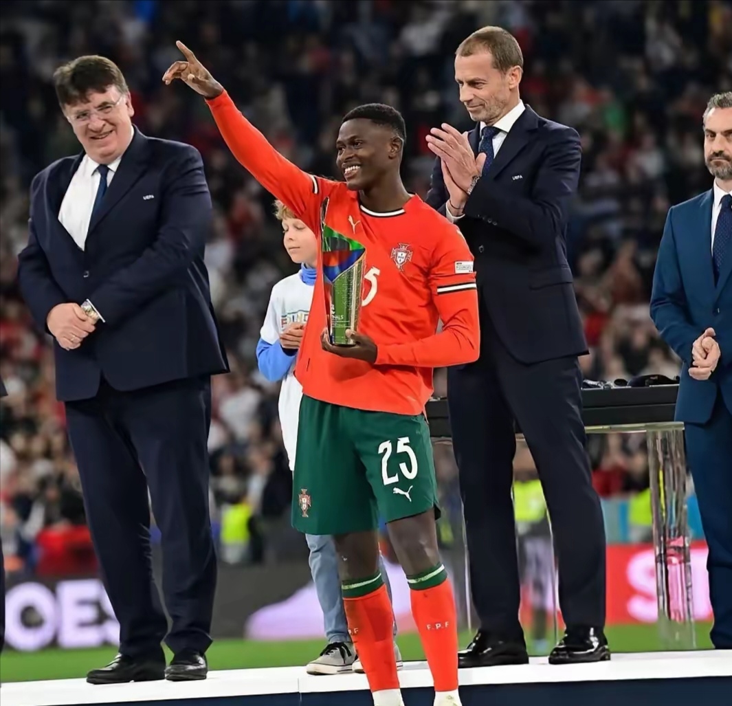 葡萄牙队轻取波兰队，马龙统治全场