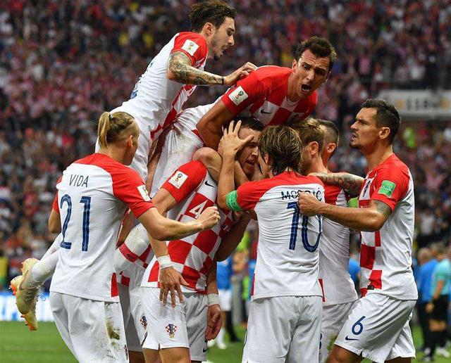 克罗地亚鏖战美国,伊布扛起全队 克罗地亚鏖战美国,伊布扛起全队