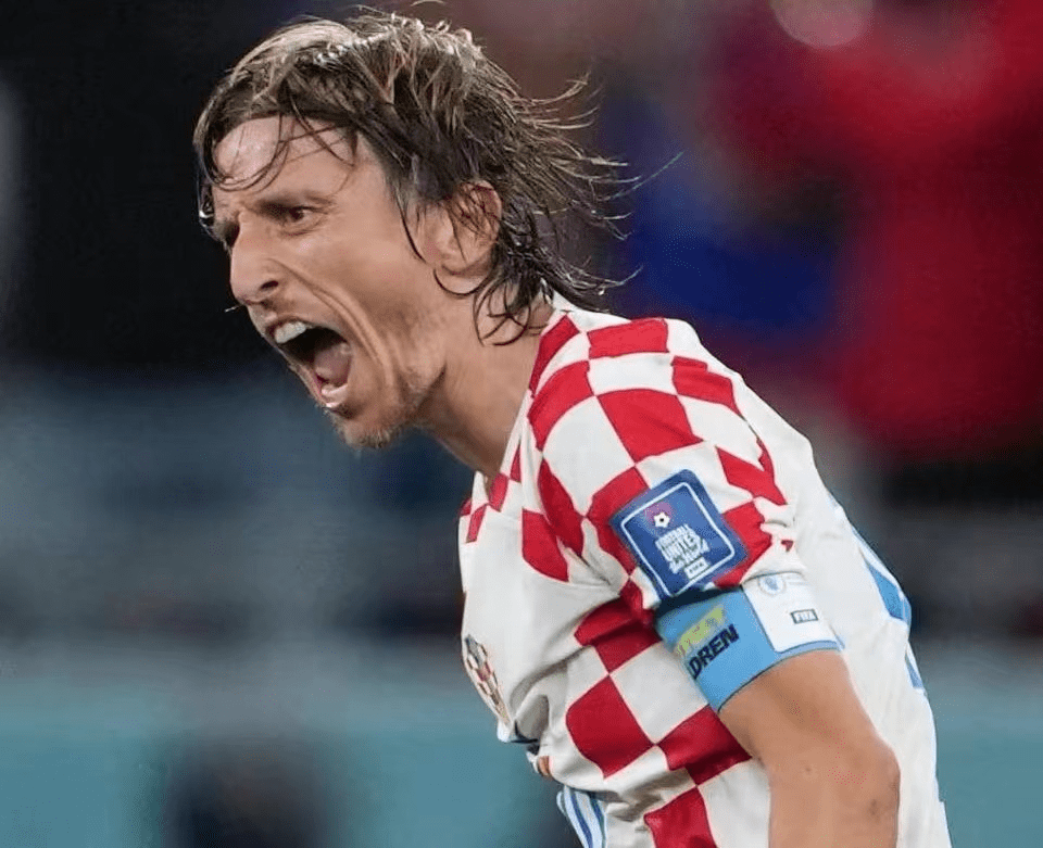 摩洛哥轻取比利时，哈兰德点燃赛场