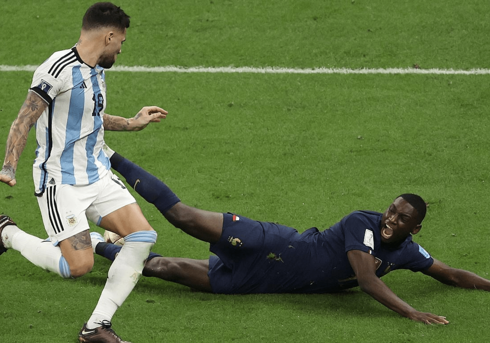 法国队翻盘中国队,张继科带队取胜 法国队翻盘中国队,张继科带队取胜